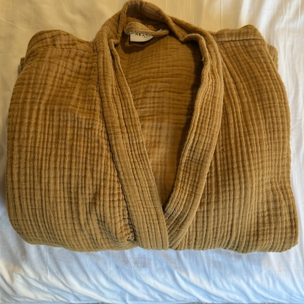 Parachute Robe size Medium
